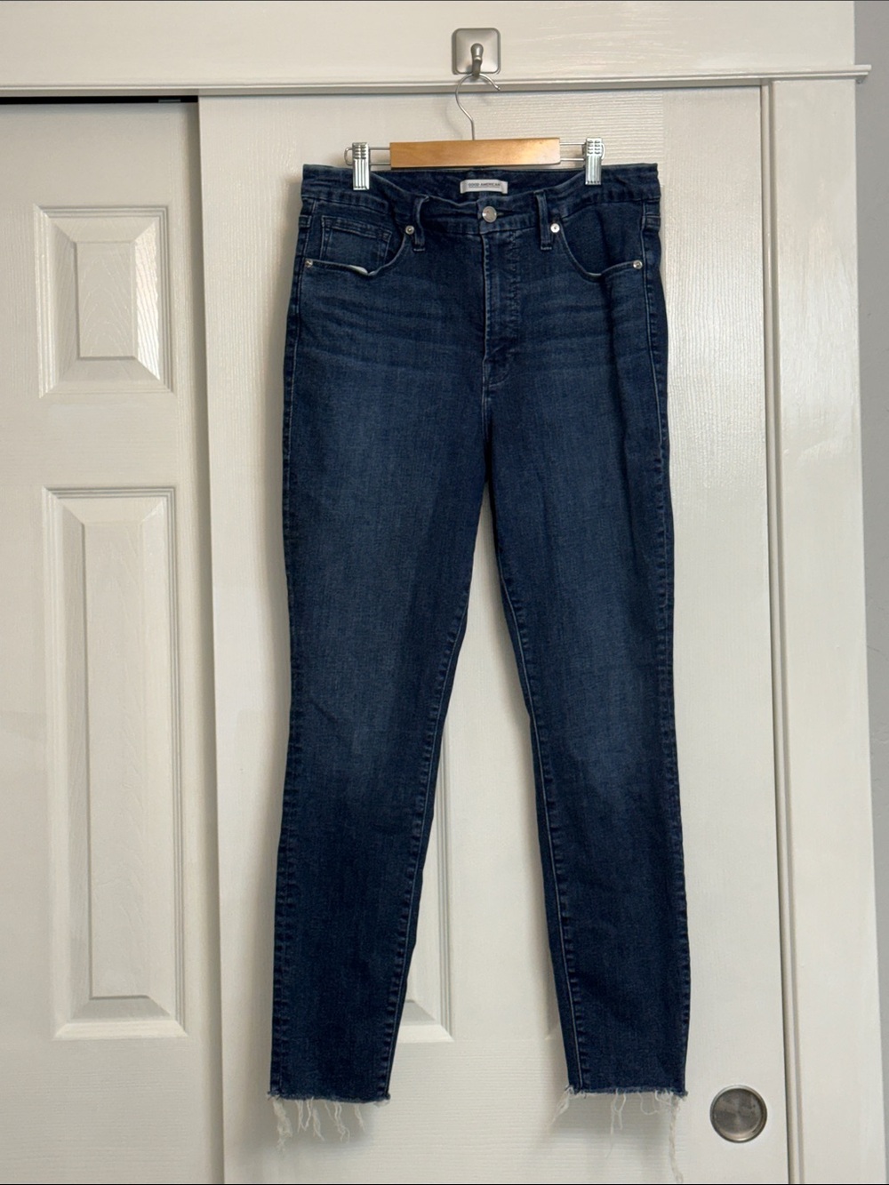 Good American Good Legs skinny jeans